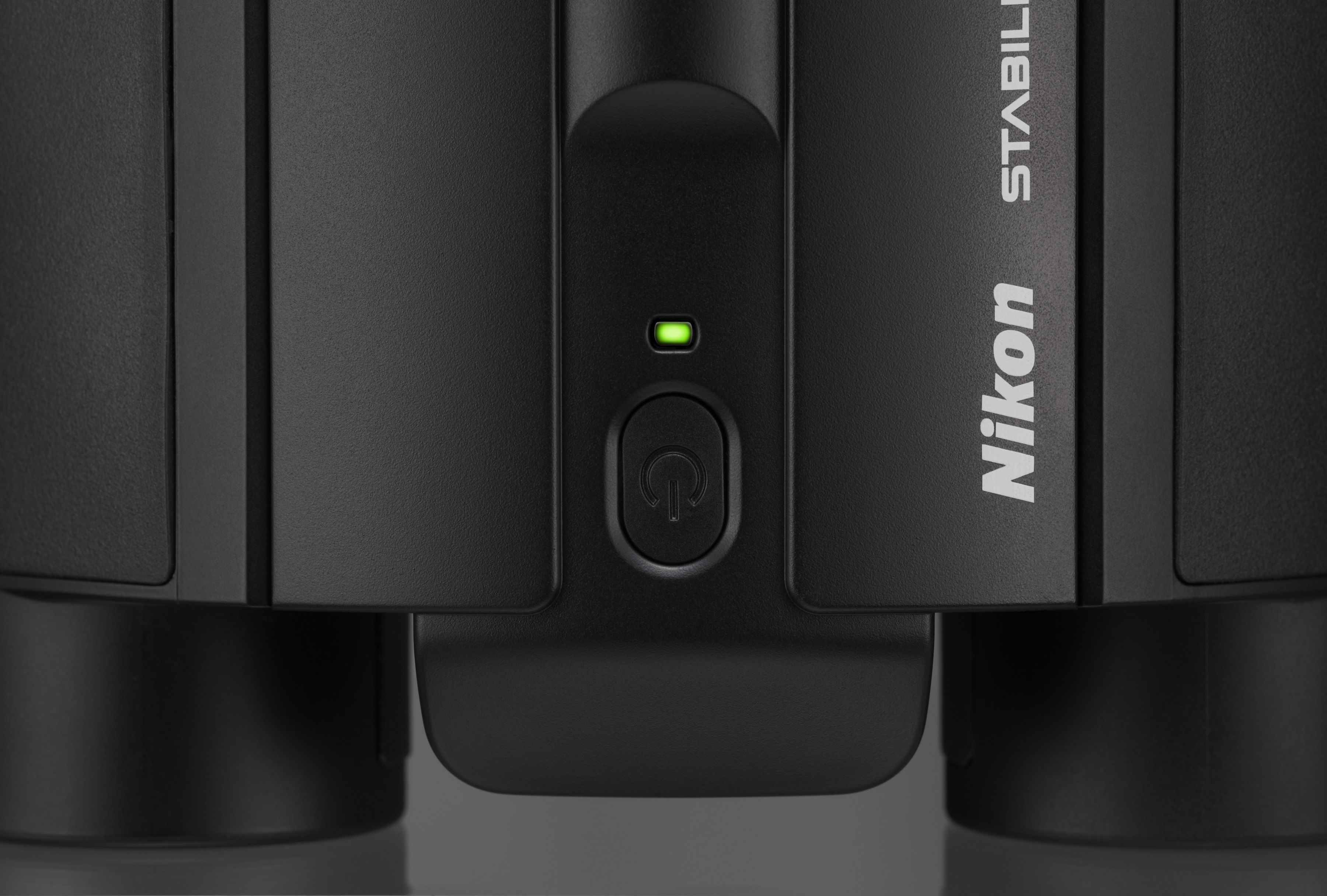 Nikon Fernglas Stabilized 10x25 S