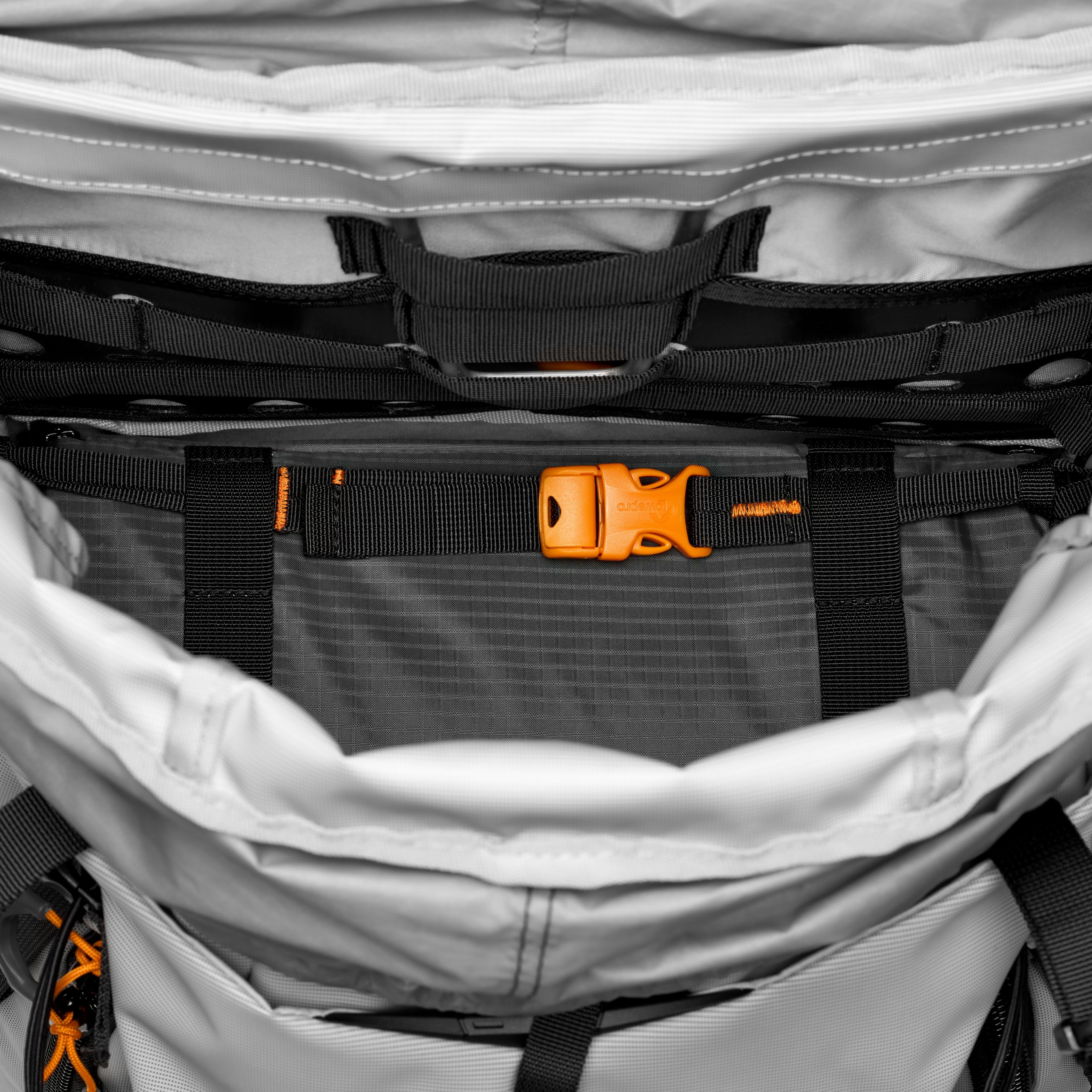 Lowepro PhotoSport PRO 70L AW III(S-M)