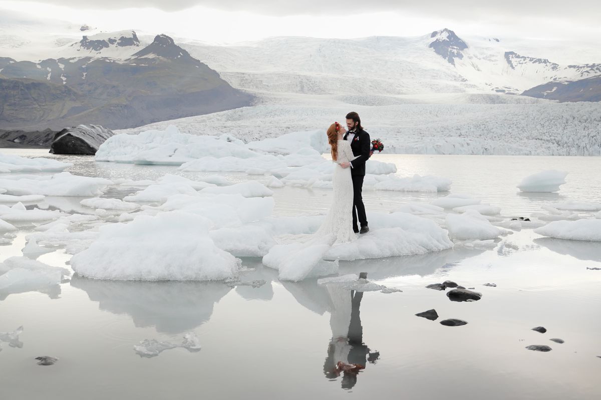 Canon EOS R + RF 24-105mm f/4-7.1 IS STM