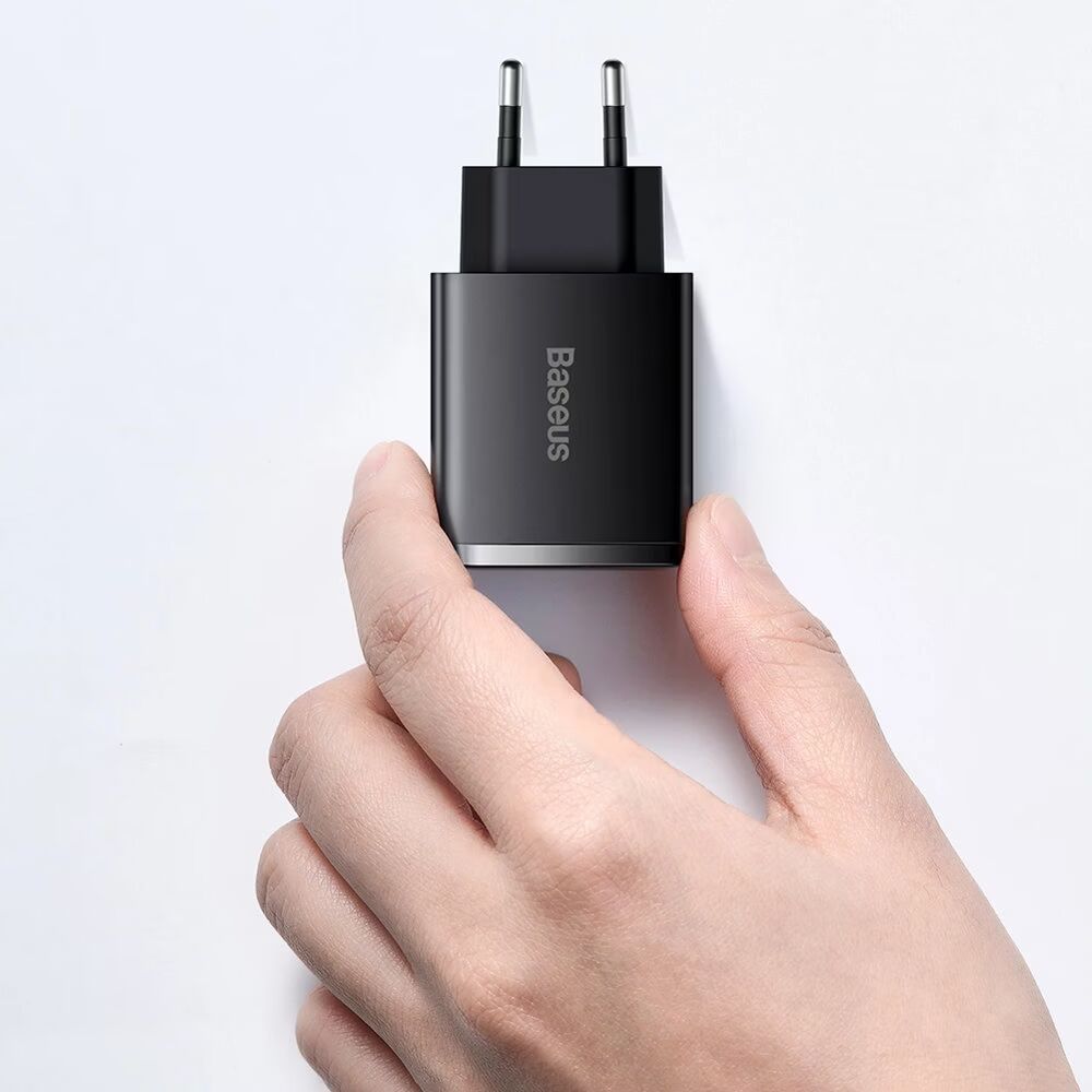 Baseus Quick Charger 3 Port 30W Black