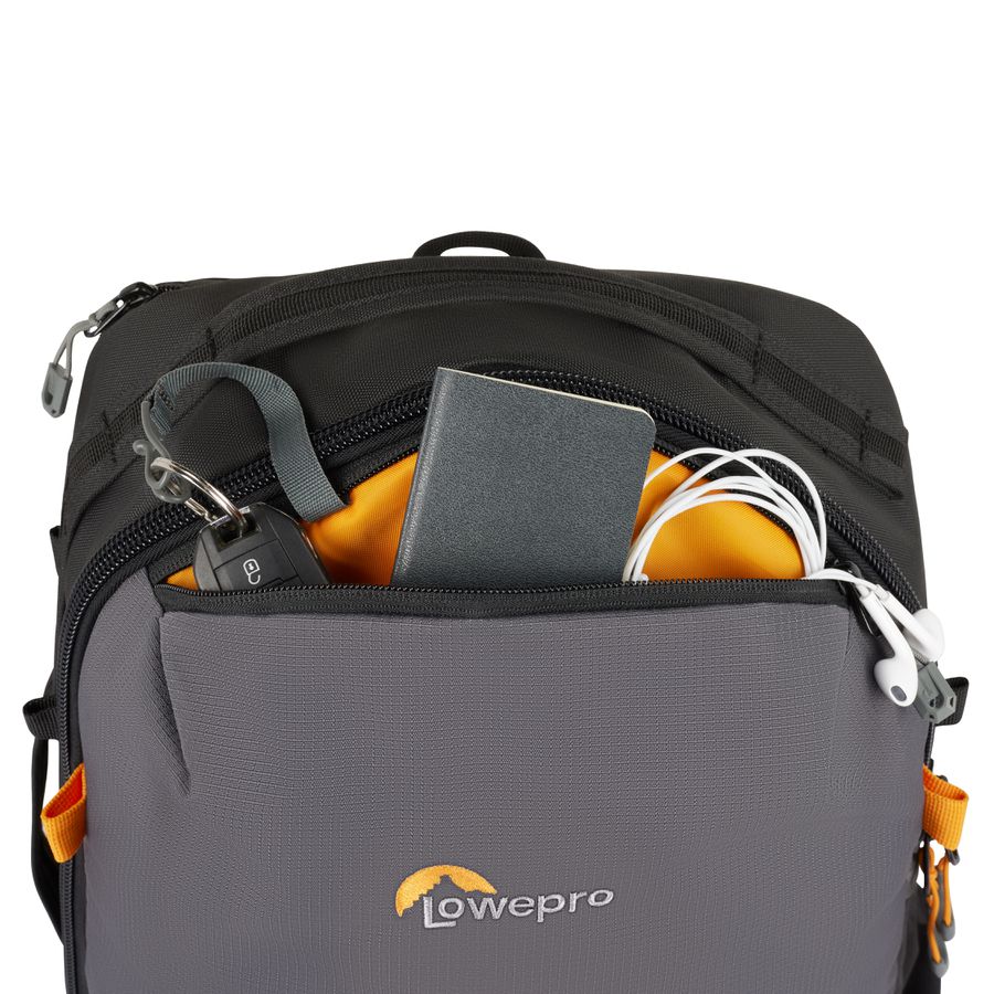 Lowepro Trekker Lite 250 grey Green Line