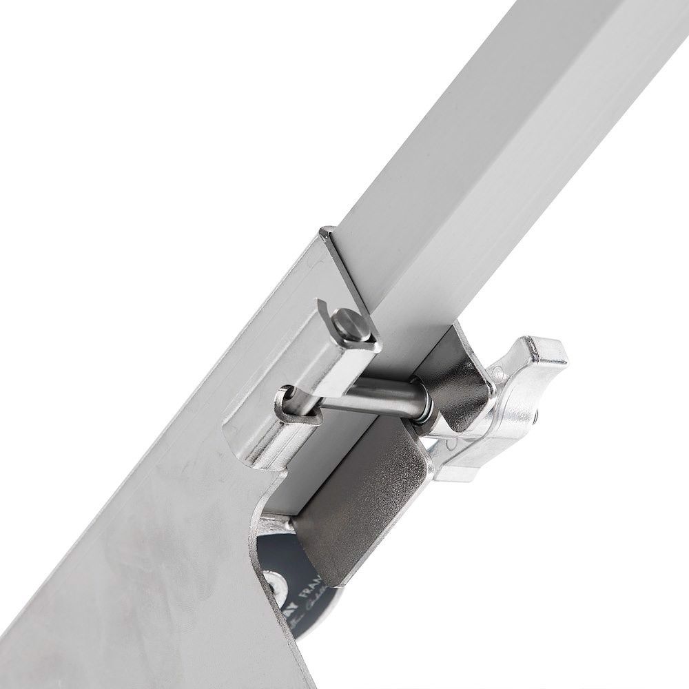 Avenger Fold Away Frame 183x183cm