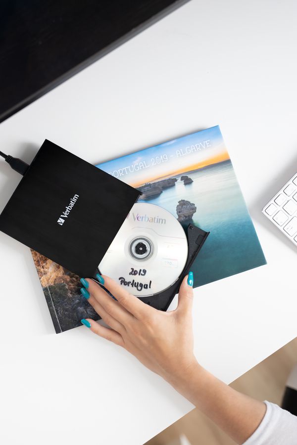 Verbatim Slimline CD/DVD Writer USB-C