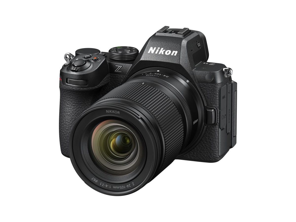 Nikon Z5II Kit Z 24-105mm f/4-7.1