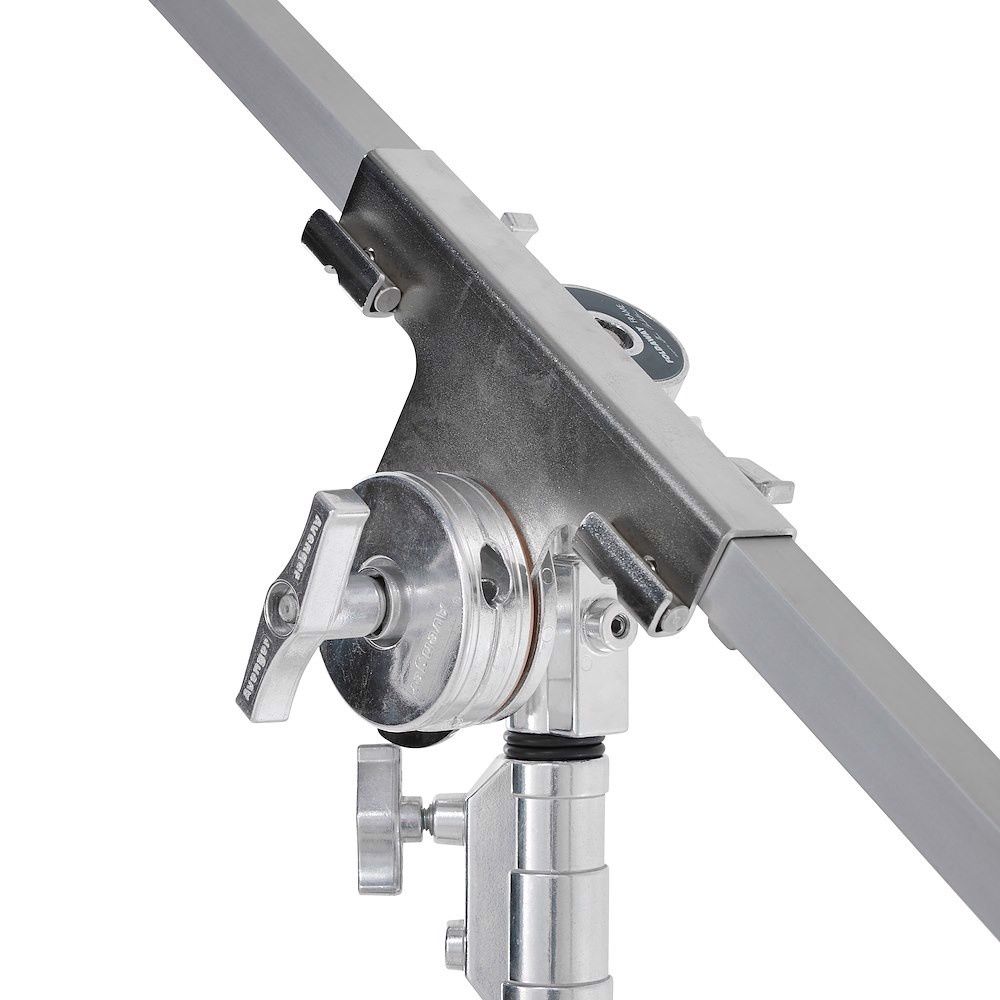 Avenger Fold Away Frame 183x183cm