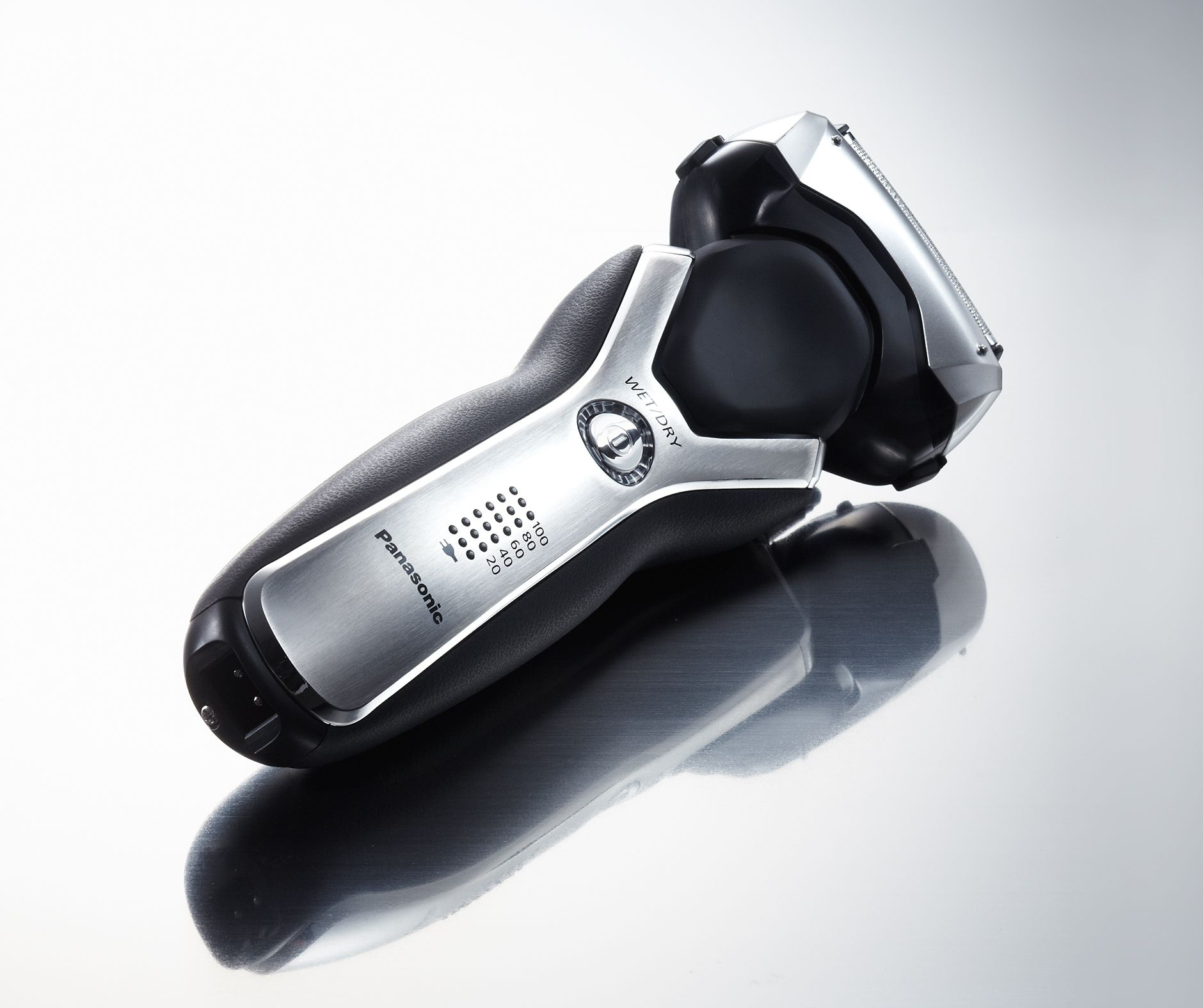 Panasonic Rasierer Wet/Dry 3-fach RT67