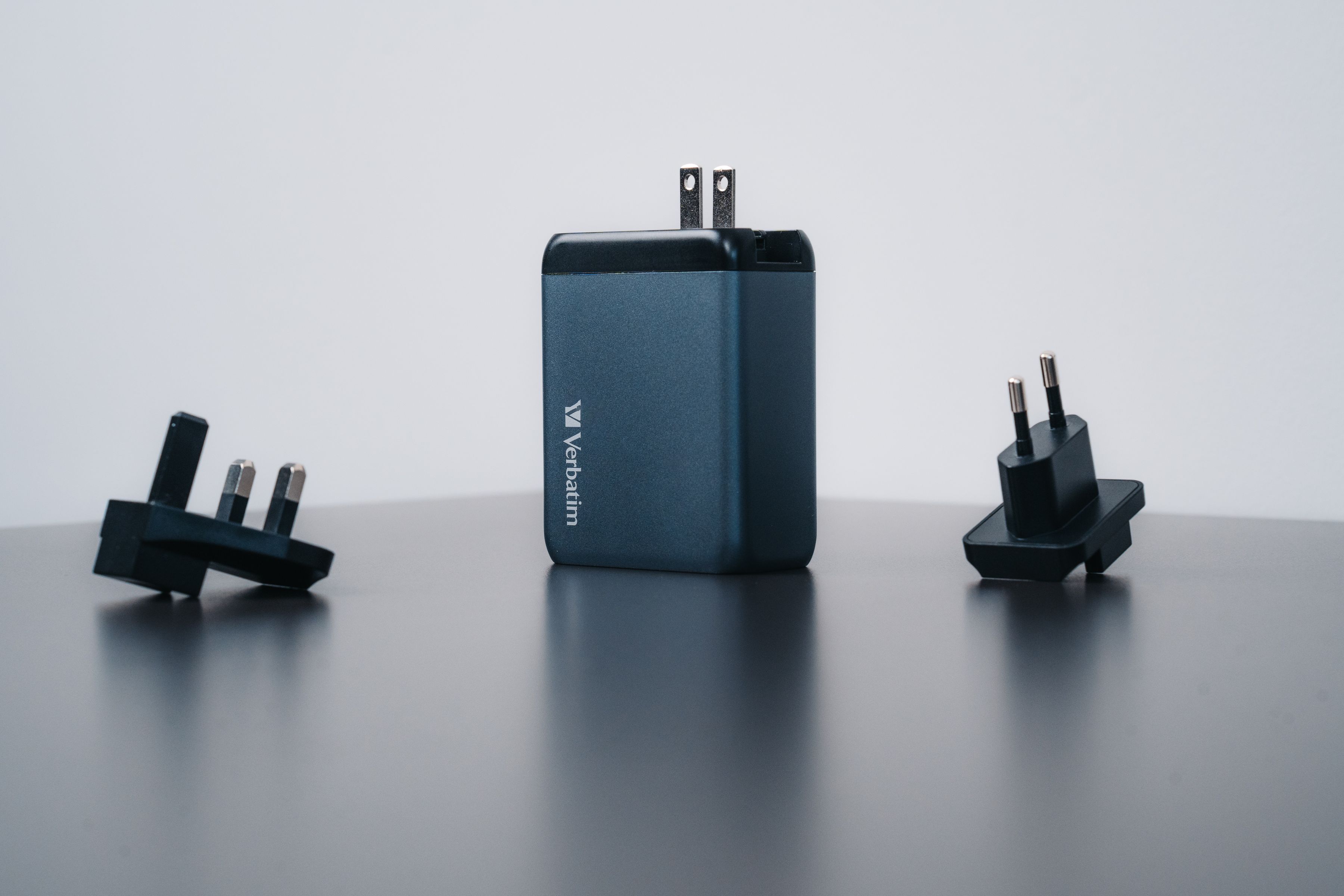 Verbatim GaN 4 Port Charger 200W