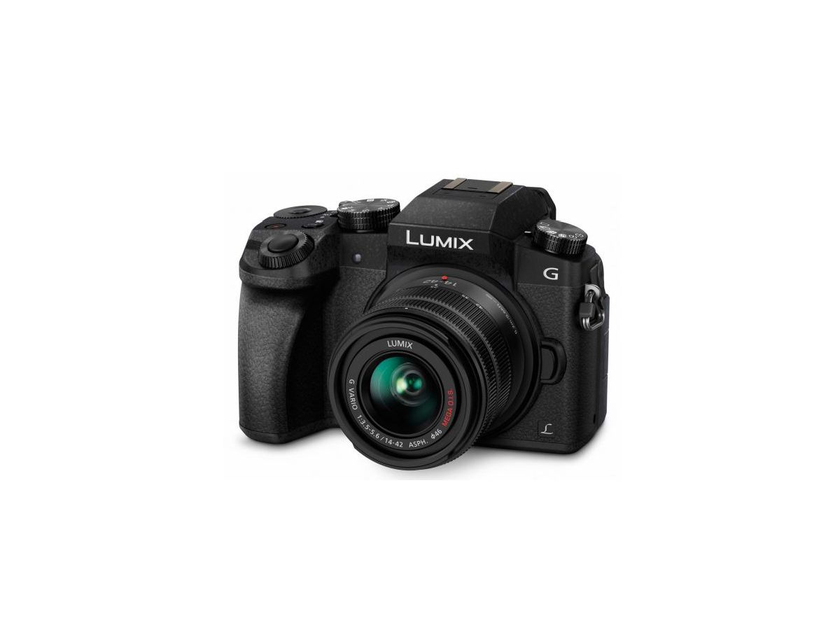 Panasonic DMC-G70 + 14-42mm black