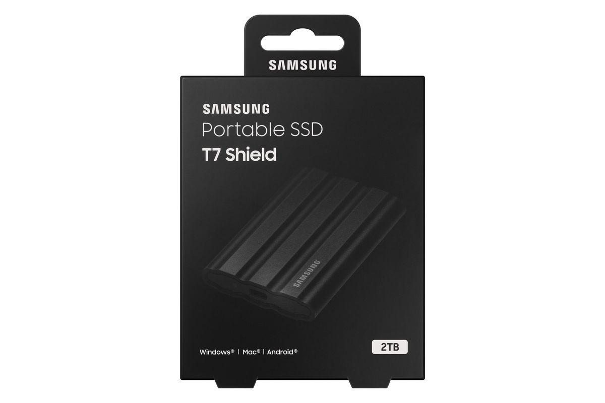 Samsung PSSD T7 Shield 2TB black
