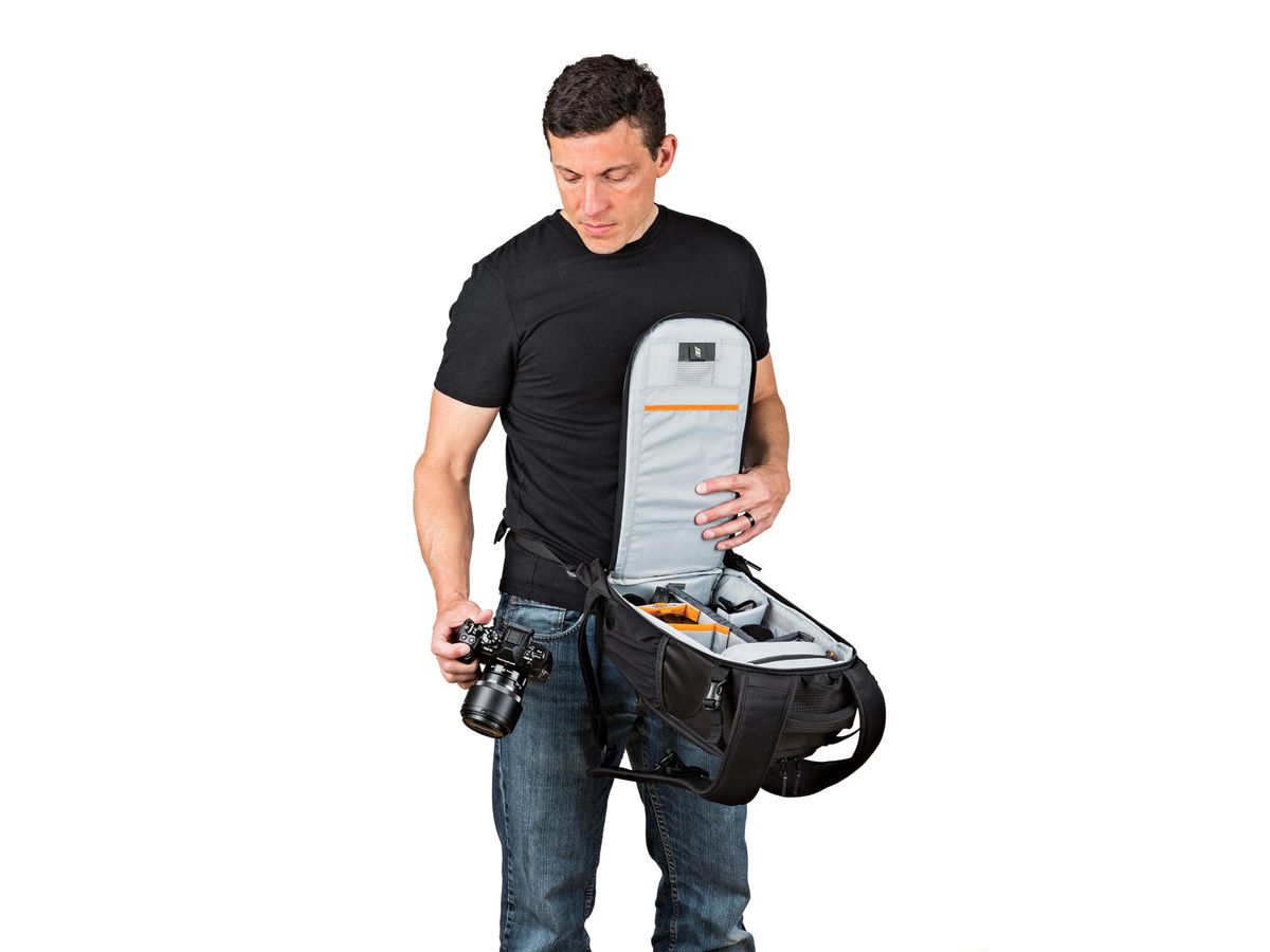 Lowepro Flipside 200 AW II schwarz
