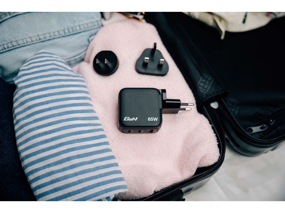 Verbatim Mini GaN Charger 65W Display